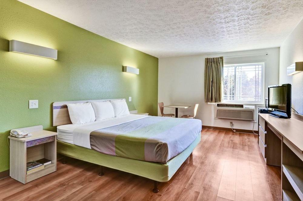 Economy Inn Pittsburgh Airport Moon Township エクステリア 写真